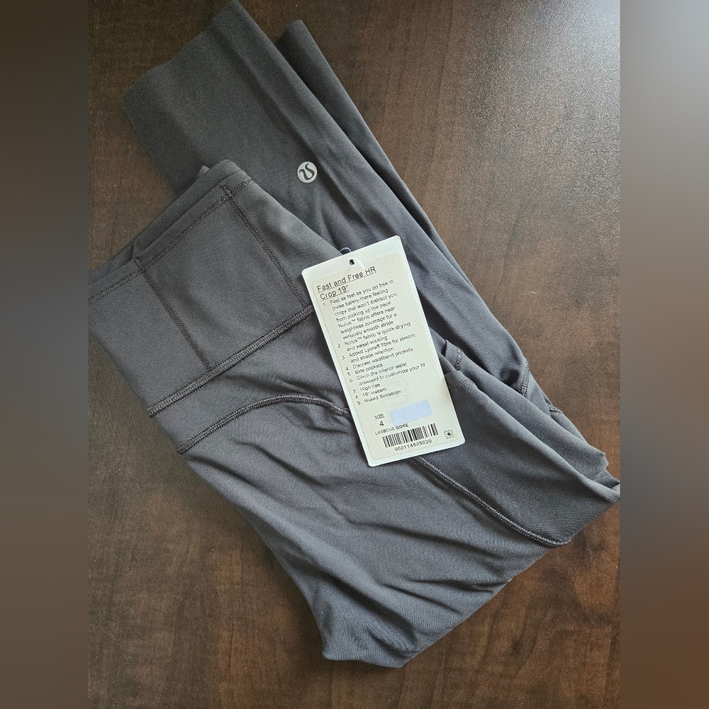 Fast and Free High-Rise Crop 19"5 Pocket